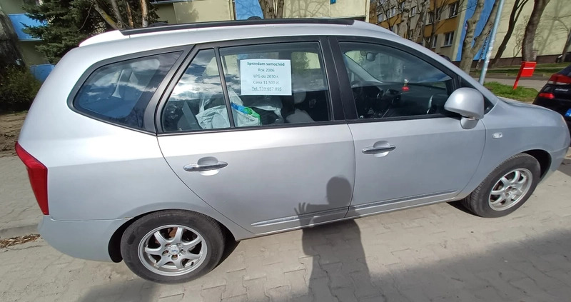 Kia Carens cena 8700 przebieg: 237000, rok produkcji 2006 z Wrocław małe 254